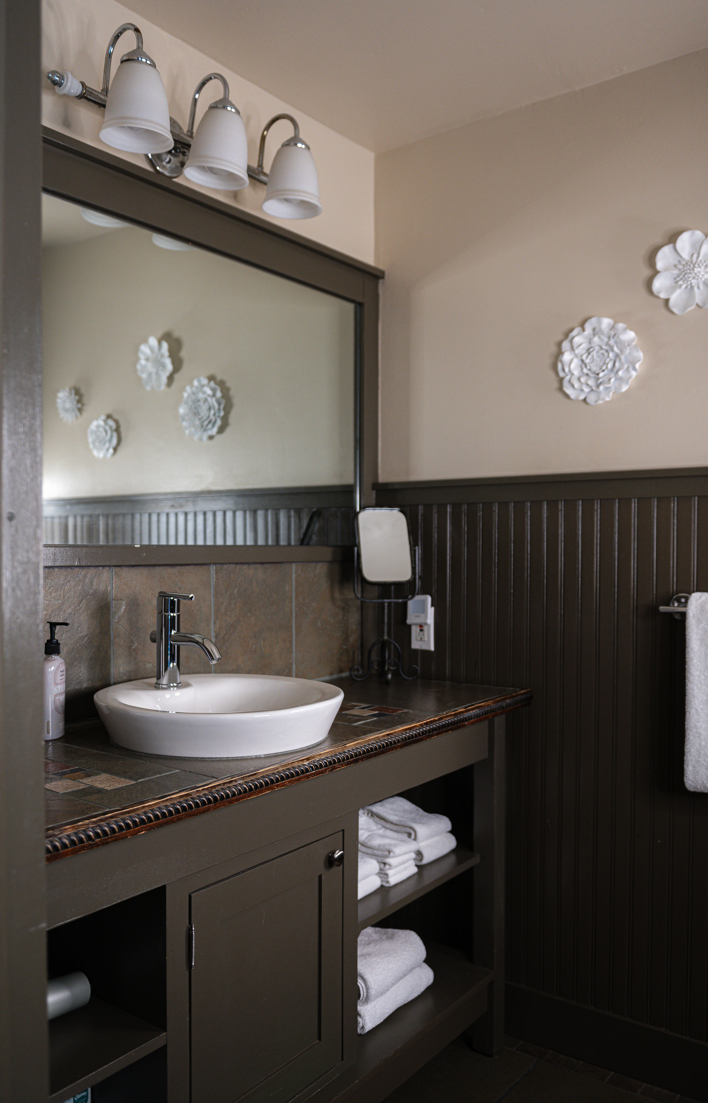 private ensuite bathroom with stand up shower