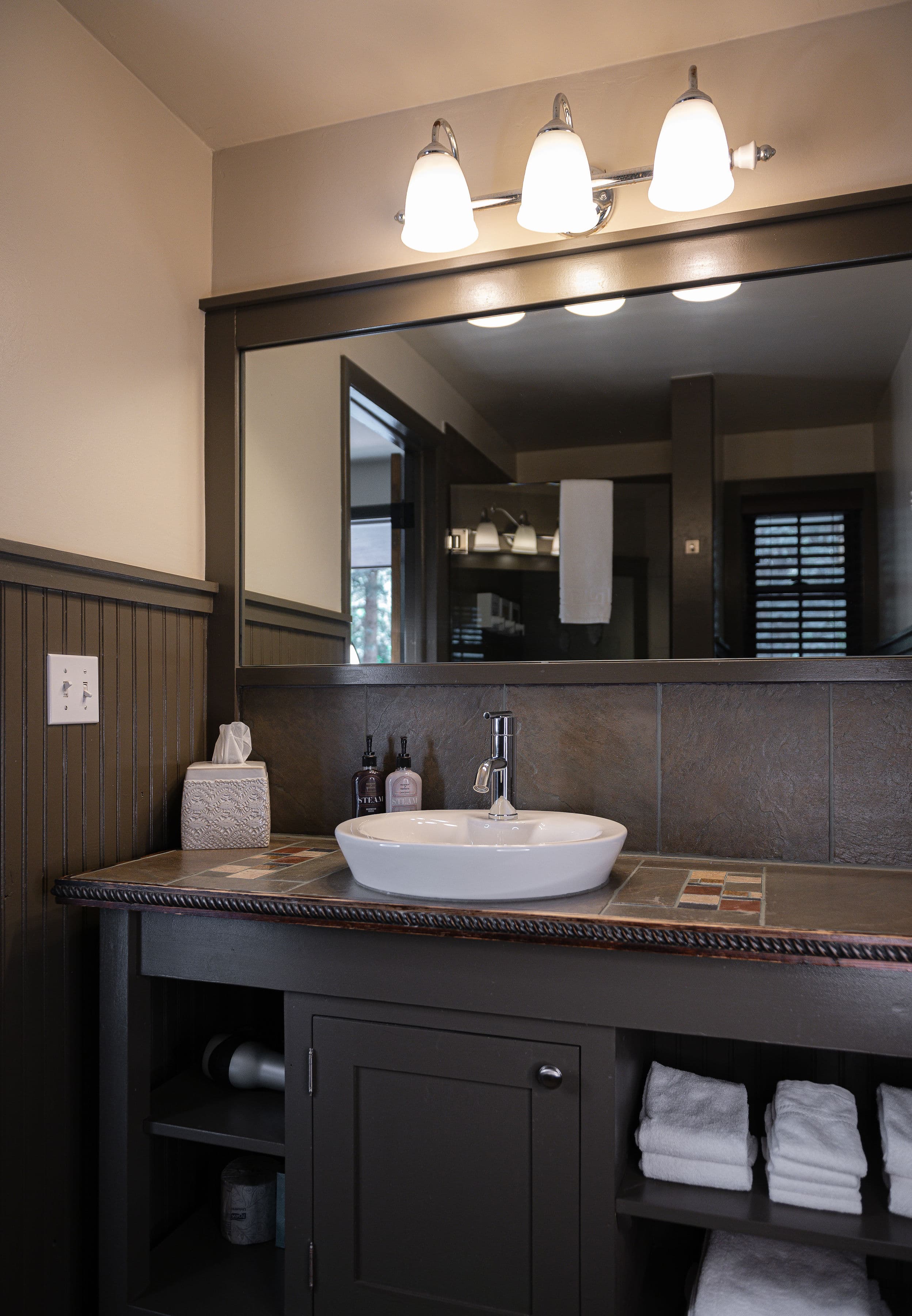 private ensuite bathroom with stand up shower