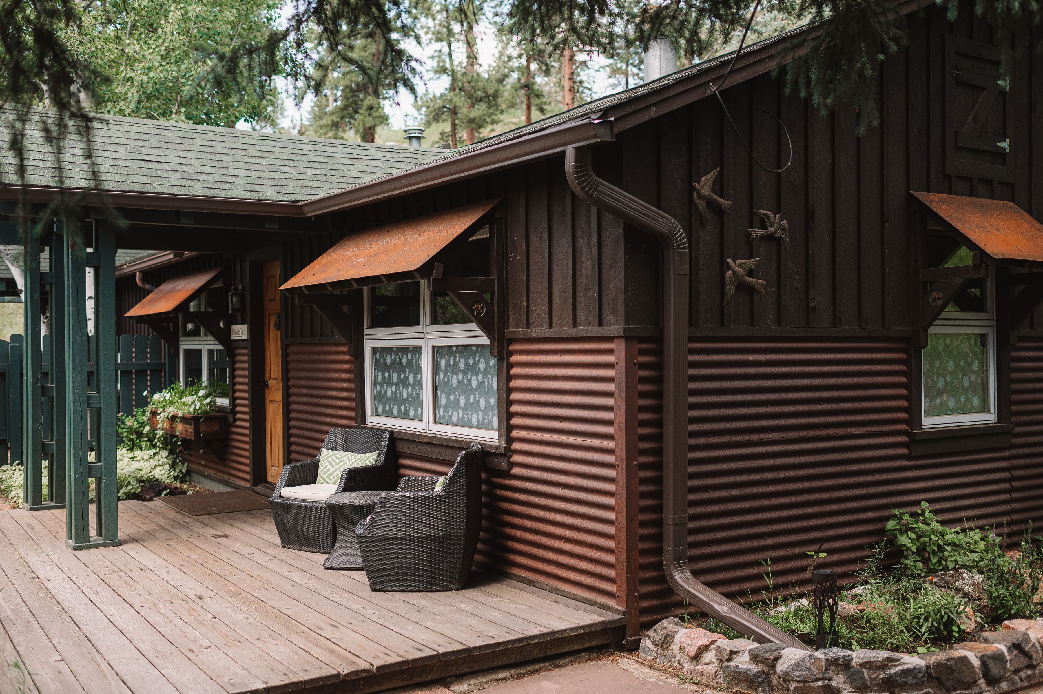 deck with chairs awning